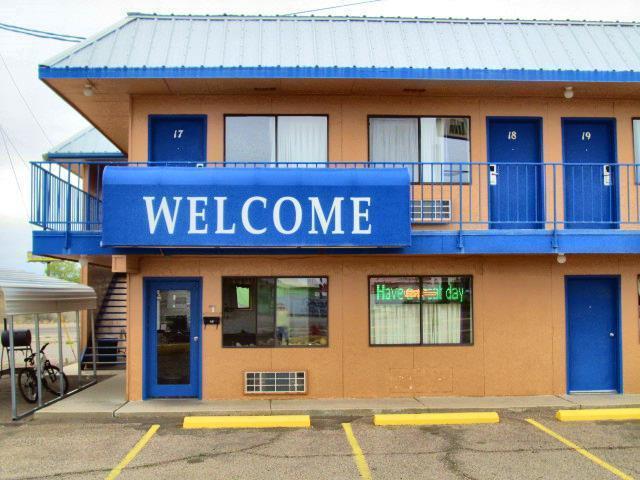 Motel 10 Лордсбърг Екстериор снимка